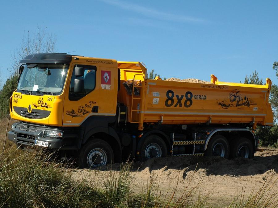  Renault Kerax 8x8 Tipper 2011 года  (фото 2 из 4)
